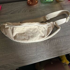 Beis Fanny pack